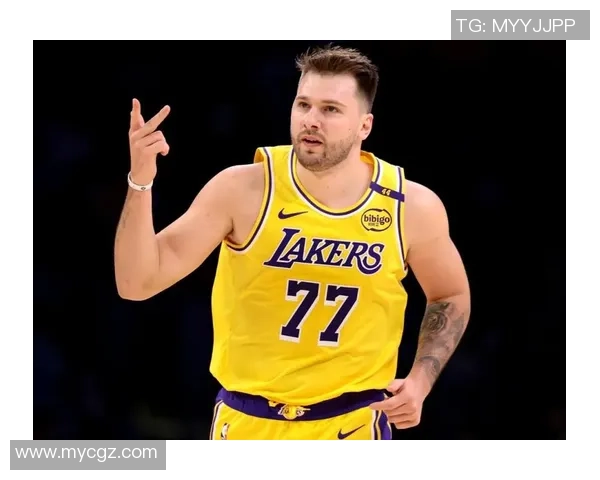 字母哥被买卖概率达76%！曝东契奇想要与他联手 里夫斯等人或成筹码